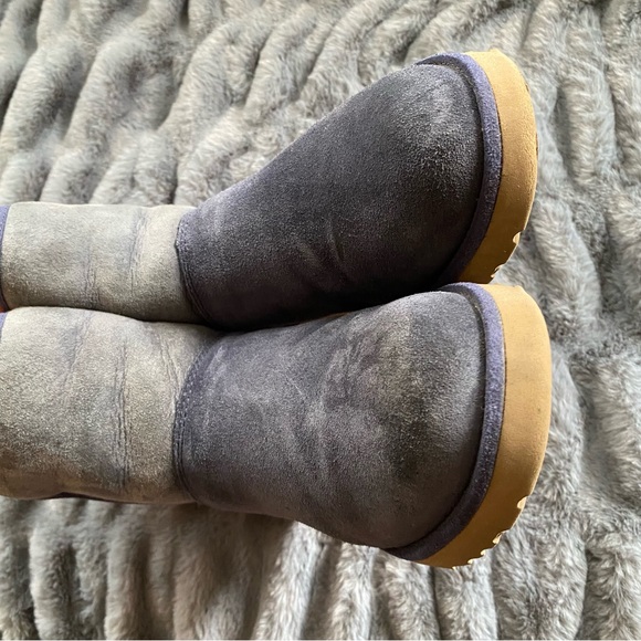 UGG Kristin Wedge Mini Boots - Picture 4 of 11